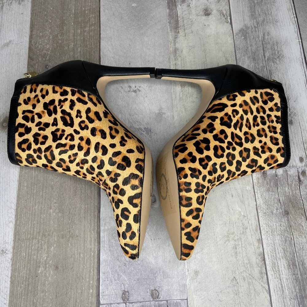 NWT Adrienne Vittadini Animal Print Nyla Booties - Picture 3 of 8